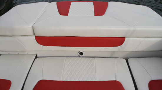 Tahoe 500 TS aft bench