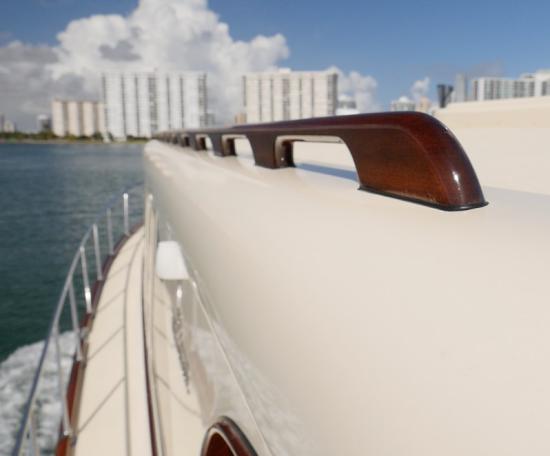 Vicem Classic 58 hand rails