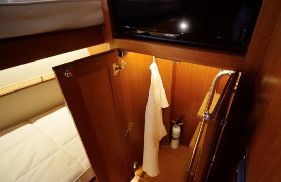 Vicem Classic 58 hanging locker