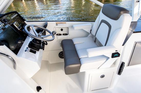 World Cat 280DC-X drivers seat