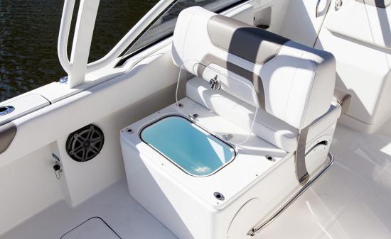 World Cat 280DC-X live well