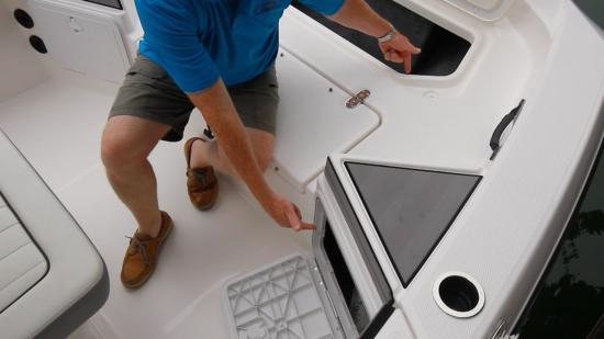 Yamaha 190 FSH Sport storage