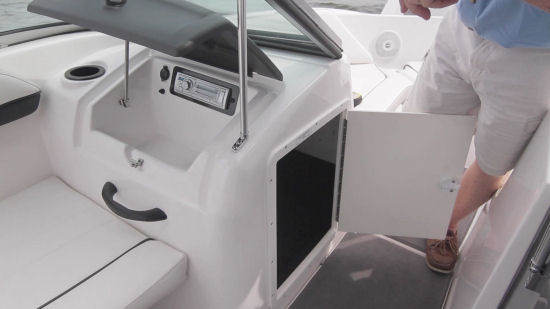 Yamaha AR190 console storage