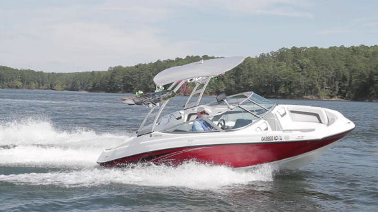 Yamaha AR190 running shot