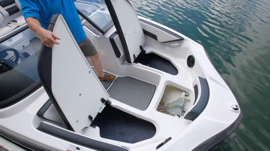 Yamaha AR195 storage