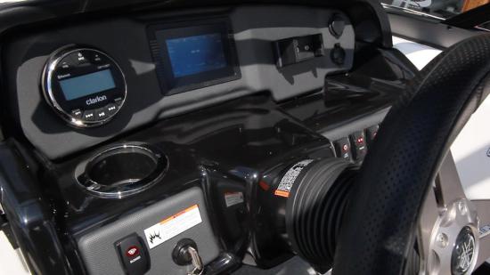 Yamaha AR195 helm dash