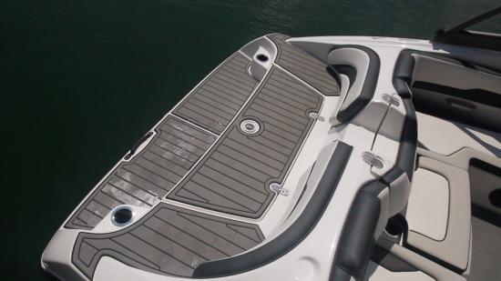 Yamaha AR195 swim platform