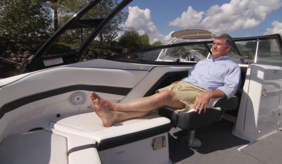 Yamaha AR240 HO observers position