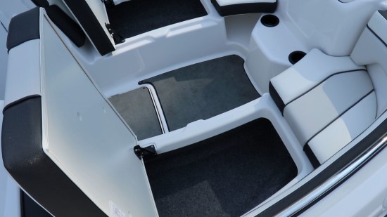 Yamaha SX210 bow storage