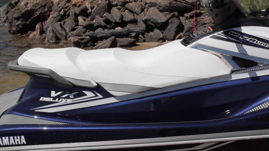 Yamaha VX Deluxe seat
