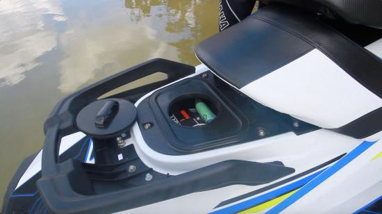 Yamaha VXR aft seat