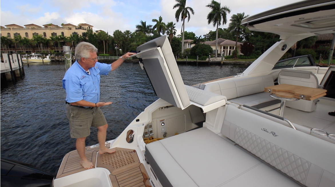 Sea Ray SLX 400 OB Port Seat Storage