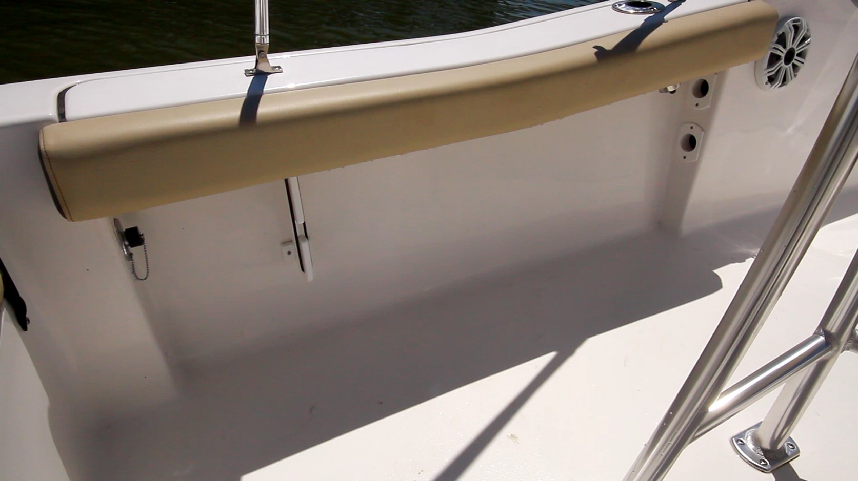 gunwales